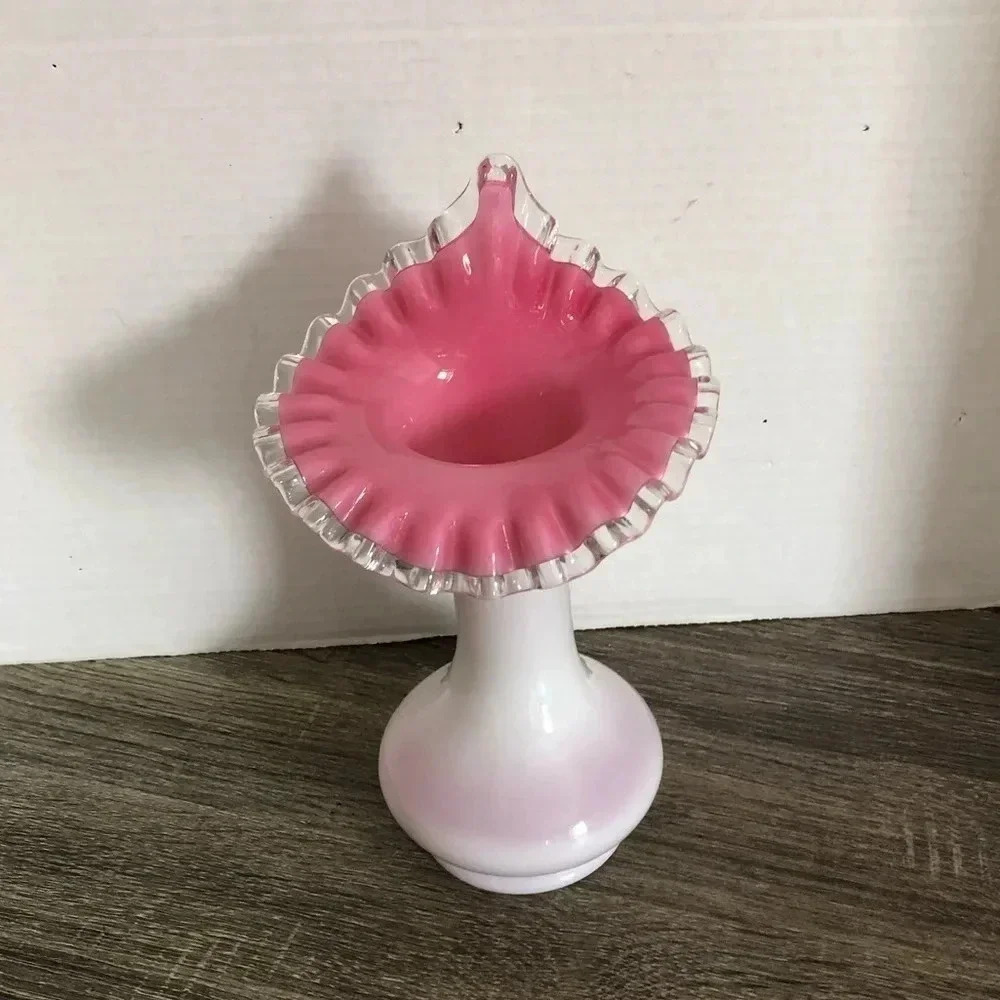 Vintage  Fenton Peach Crest Jack in the Pulpit
